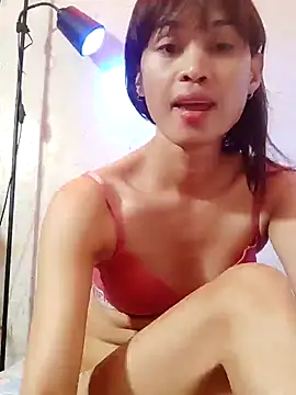 Snapshot of QueenSoreal chatting on January 2025 09:24:01 PM QueenSoreal online show from January 2025 09:24:01 PM