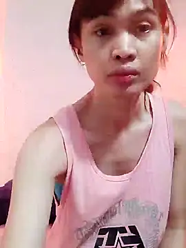 Snapshot of QueenSoreal chatting on February 2025 01:44:01 PM QueenSoreal online show from February 2025 01:44:01 PM