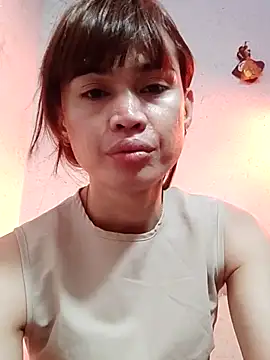 Snapshot of QueenSoreal chatting on March 2025 04:44:02 PM QueenSoreal online show from March 2025 04:44:02 PM