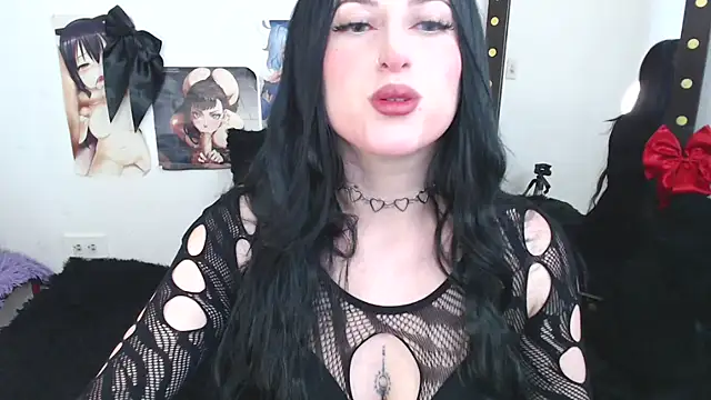 Snapshot of Evelyn_Sheeran chatting on September 2025 03:44:01 AM Evelyn Sheeran online show from September 2025 03:44:01 AM