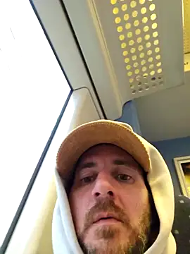 Snapshot of verylargecock chatting on November 2025 12:05:02 PM verylargecock online show from November 2025 12:05:02 PM