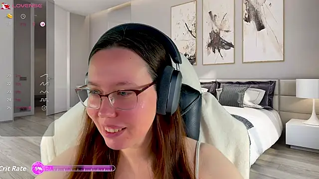 Snapshot of Victoria_Romans chatting on November 2025 07:35:02 PM Victoria Romans online show from November 2025 07:35:02 PM