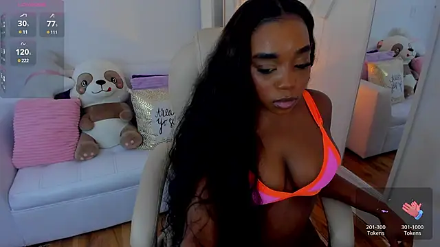zobe love online show from January 2025 08:07:01 PM