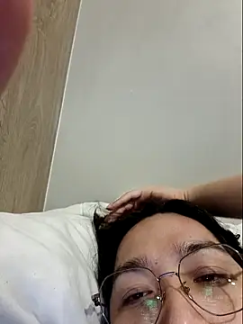 sara kimoo online show from November 2025 08:10:01 PM