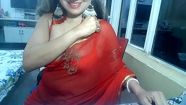 Snapshot of yourradhika chatting on March 2025 04:51:01 PM yourradhika online show from March 2025 04:51:01 PM