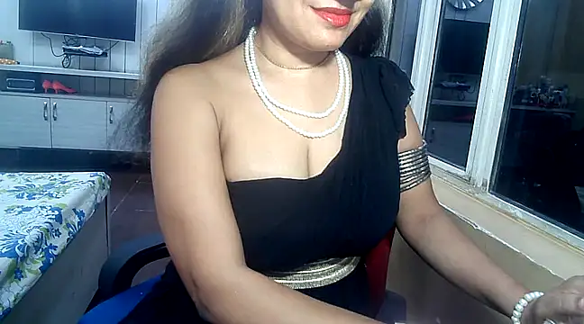 Snapshot of yourradhika chatting on March 2025 05:09:01 PM yourradhika online show from March 2025 05:09:01 PM