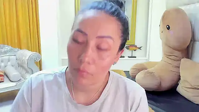 gaby trent online show from January 2025 06:47:01 PM