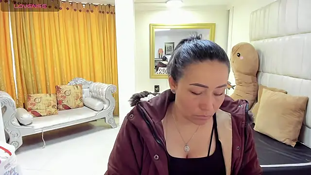 gaby trent online show from February 2025 03:05:01 PM