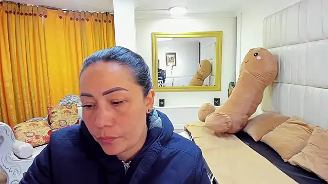 gaby trent online show from October 2025 02:08:01 PM