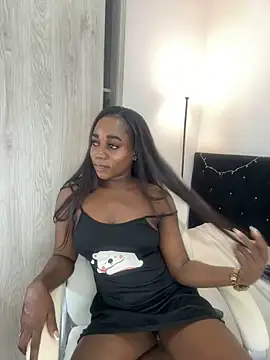 cristaaalclocks1 online show from December 2024 03:41:02 PM