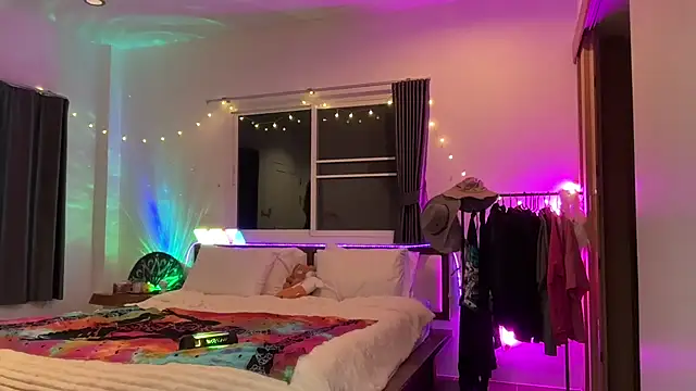 MonicaMilz online show from January 2025 03:44:01 PM