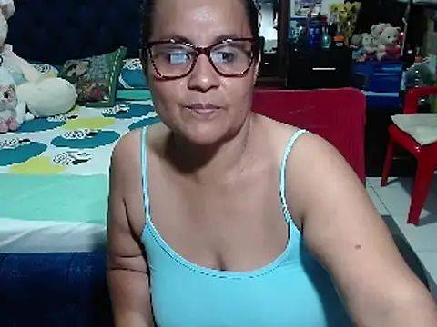 pervert mommy  online show from December 2024 06:45:02 PM