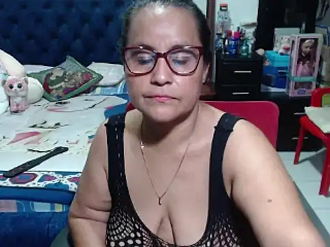 pervert mommy  online show from January 2025 02:53:01 PM