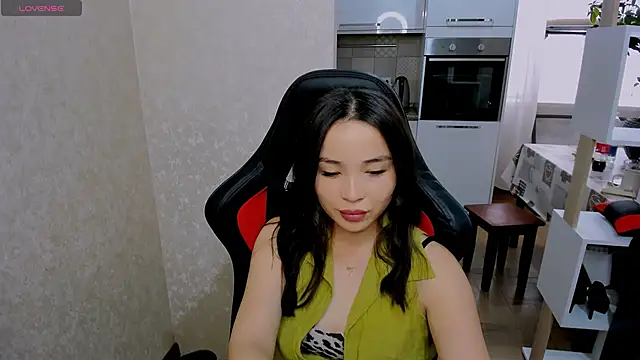 AyaMoon online show from September 2025 05:00:02 AM