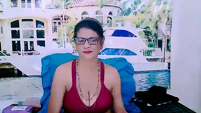 Snapshot of IndianAllure chatting on January 2025 05:42:02 AM IndianAllure online show from January 2025 05:42:02 AM