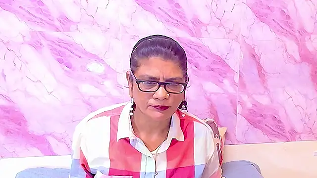 Snapshot of IndianAllure chatting on November 2025 05:19:01 AM IndianAllure online show from November 2025 05:19:01 AM