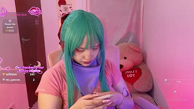 Snapshot of KuroChan420 chatting on October 2025 11:34:01 PM KuroChan420 online show from October 2025 11:34:01 PM