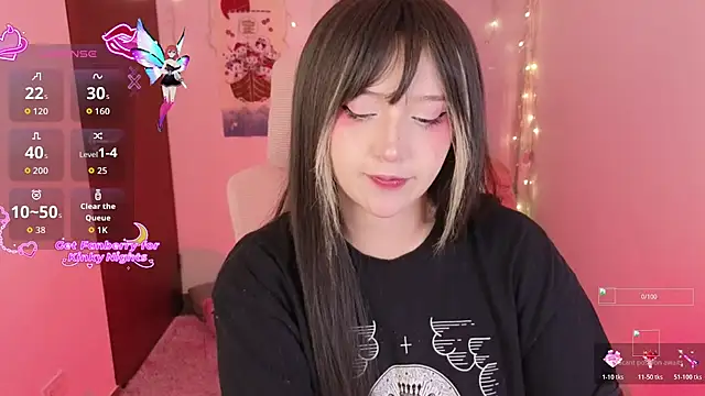 Snapshot of KuroChan420 chatting on November 2025 11:49:02 PM KuroChan420 online show from November 2025 11:49:02 PM