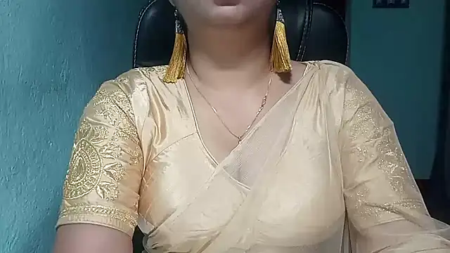 Snapshot of YourModhu chatting on September 2025 05:35:02 PM YourModhu online show from September 2025 05:35:02 PM