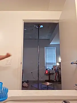 Snapshot of NikiFm chatting on October 2025 11:55:01 PM NikiFm online show from October 2025 11:55:01 PM