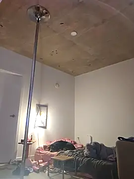 Snapshot of NikiFm chatting on October 2025 06:01:01 AM NikiFm online show from October 2025 06:01:01 AM