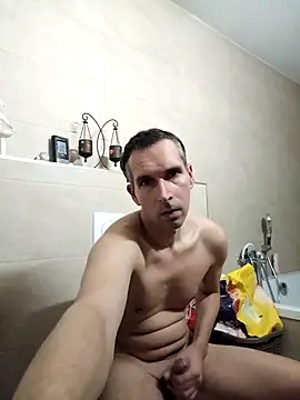 Snapshot of Geiler-boy313 chatting on December 2024 06:53:01 PM Geiler-boy313 online show from December 2024 06:53:01 PM