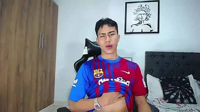 AlanNaughty online show from October 2025 12:44:02 AM