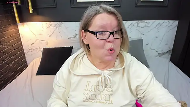 Shannonshine online show from March 2025 05:14:02 AM