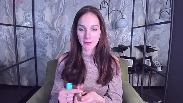 Snapshot of MirandaGlow chatting on February 2025 11:56:01 AM MirandaGlow online show from February 2025 11:56:01 AM