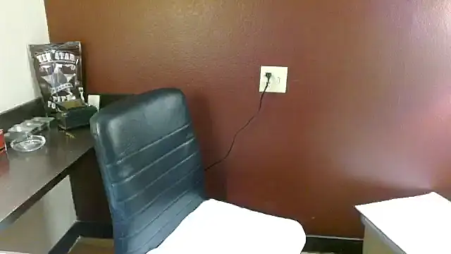 mycock2474u online show from November 2025 05:09:02 AM