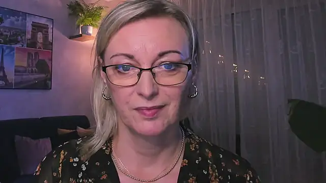 vanessa chat online show from December 2024 08:53:02 PM