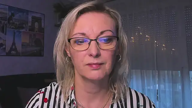 vanessa chat online show from December 2024 02:22:02 PM
