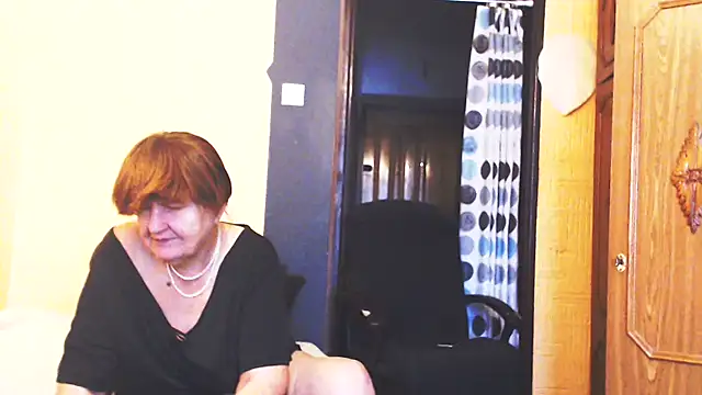 Snapshot of MioritaHard chatting on October 2025 10:01:01 AM MioritaHard online show from October 2025 10:01:01 AM