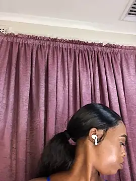 LuciousLips96 online show from January 2025 06:38:01 AM