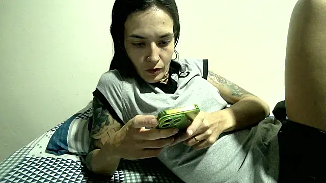 emmaherby online show from January 2025 02:04:02 AM