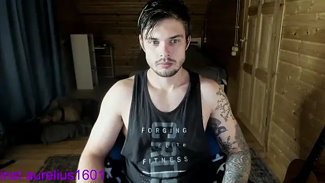 maks wolfis online show from October 2025 09:54:02 PM