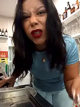 Snapshot of little_susie chatting on October 2025 08:11:02 AM little susie online show from October 2025 08:11:02 AM