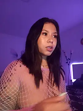 Snapshot of little_susie chatting on November 2025 09:19:02 AM little susie online show from November 2025 09:19:02 AM