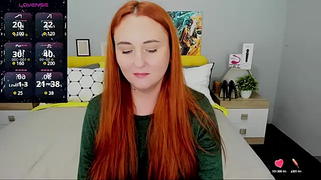 Snapshot of BabeLessi chatting on December 2024 09:44:02 PM BabeLessi online show from December 2024 09:44:02 PM