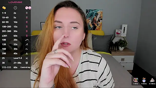 Snapshot of BabeLessi chatting on November 2025 06:21:01 PM BabeLessi online show from November 2025 06:21:01 PM