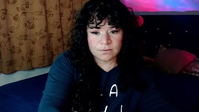 Snapshot of ANGELIQUE_KLANE chatting on November 2025 02:28:01 PM ANGELIQUE KLANE online show from November 2025 02:28:01 PM