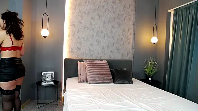 Snapshot of LisaCroft chatting on February 2025 06:45:02 AM LisaCroft online show from February 2025 06:45:02 AM