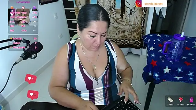 Brenda Berck  online show from March 2025 01:59:02 AM