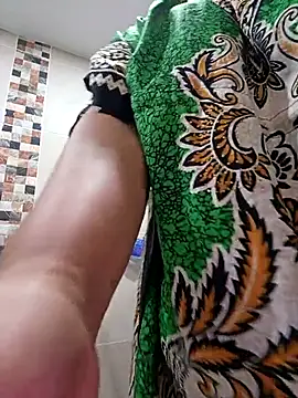 Snapshot of Brenda_Berck_ chatting on October 2025 10:46:02 AM Brenda Berck online show from October 2025 10:46:02 AM