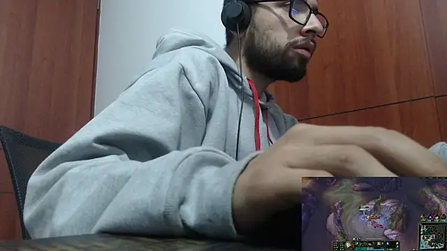 fvckolombianguyy online show from February 2025 04:37:02 AM