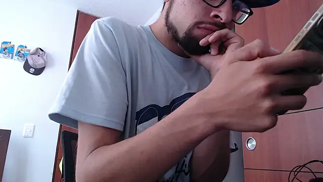 fvckolombianguyy online show from February 2025 08:25:02 PM