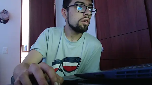 fvckolombianguyy online show from February 2025 03:25:02 PM