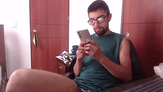 fvckolombianguyy online show from February 2025 06:04:01 PM