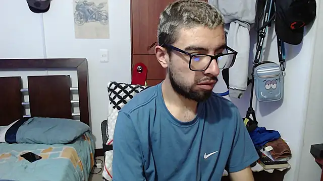 fvckolombianguyy online show from December 2025 04:55:02 PM