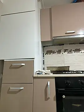 Snapshot of Almmaxxxx chatting on October 2025 04:40:02 AM Almmaxxxx online show from October 2025 04:40:02 AM